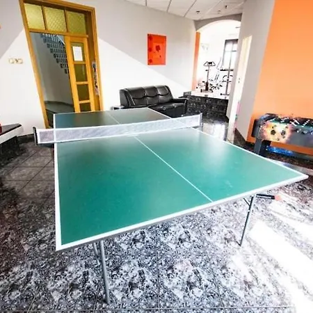 Casa vacanze In Near Lifts & Pool